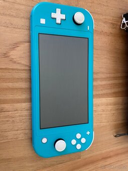 Nintendo Switch Lite - herní konzole - 3