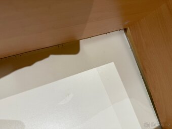 Schůdek se zásuvkami a tichým zavíráním - 3
