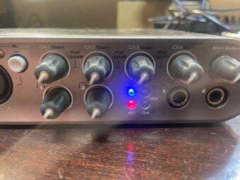 Zvukova karta M-AUDIO FastTrack Ultra - 3