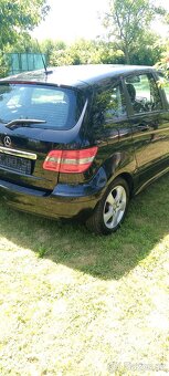 Mercedes Benz - 3