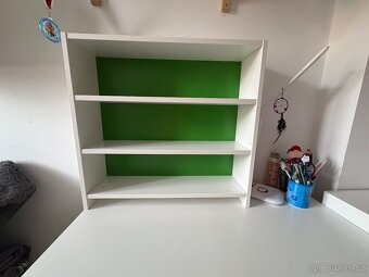 Dětský psací stůl s poličkami - 3