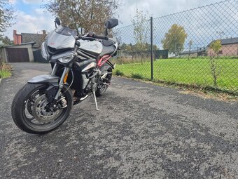 Triumph street triple 765 RS 2022 - 3