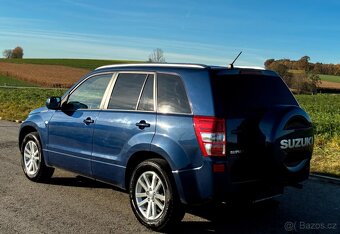 Suzuki Grand Vitara 2.0i Club 4x4 benzín 103kw - 3