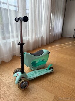 Dětská Micro koloběžka a Mini2go dětské odrážedlo 2v1 Deluxe - 3