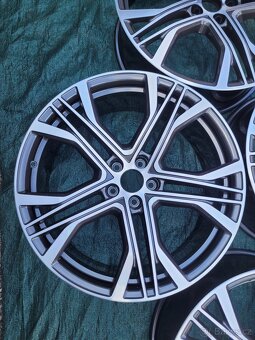 Kola Originál Audi Sport A7, S7, A6, S6 R21 ET30 - 3