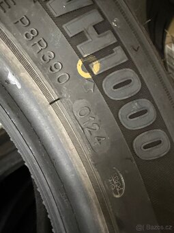 235/50R19 Zimní pneumatiky - 3