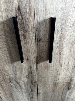 Nábytek do kanceláře / pokoje - 3