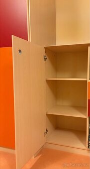 Šatní skříň - 3