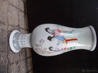 porcelánová váza - 3
