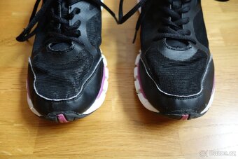 Dívčí černé botasky vel.36 - 3