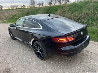 Vw Arteon na opravu havarovaný zadní část zlomená 1.5tsi 110 - 3