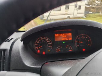 Prodám obytný automobil Peugeot Boxer 4HO3 2.2 r.v. 2015 - 3