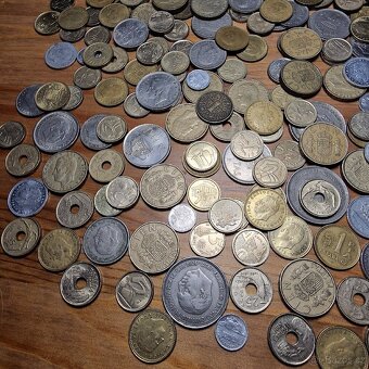 Mince Španělsko 255 ks různé ročníky a hodnota - 3