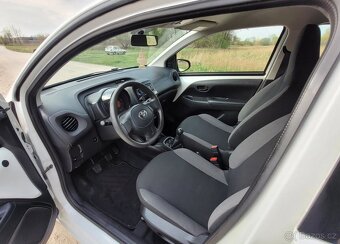 Toyota Aygo 1.0 VVT-i Color Edition - 3