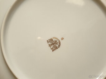 Pozlacený porcelánový talíř Hluboká nad Vltavou - 3