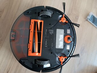 Robotický vysavač s funkcí vytírání Concept - 3