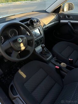 Škoda Octavia II facelift 1.6 MPI 75 kW - 3