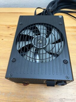 Zdroj Corsair HX1200 80 PLUS Platinum//Plně funkční//Záruka - 3