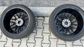 Platin P70 BlackGlossy 8x18 5x120 ET34 černý lesklý - 3