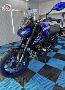 Yamaha MT-09 - 3