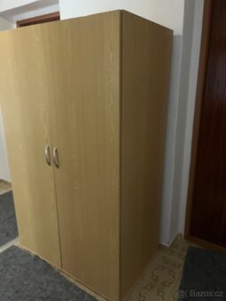 Šatní skříň - 3