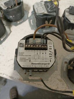 Spínač na ovládání žaluzií. - 3