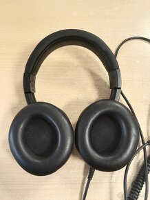 Prodám sluchátka AUDIO-TECHNICA ATH-M40X - 3