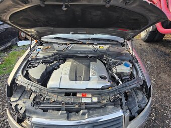 Audi A8 3,0TDi 171KW ASB motor na náhradní díly - 3