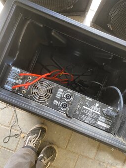 Zesilovač behringer europower ep2500 +bedna SKB orange - 3