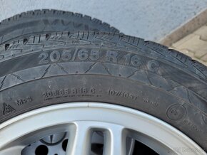 Continental VancoWinter2 205/65 R16 C - 3