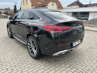 Mercedes-Benz 350d 4M kupé - 3