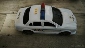Policejní auto - 3