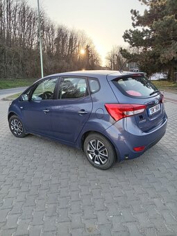 Hyundai ix20 - 3