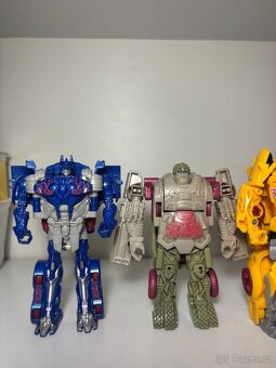 Transformers set 6 figurek - Auta, Stíhačka, Dinosaurus - 3