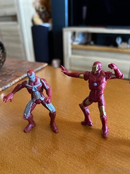 8 cm pohyblivé figurky Iron Man a Batman - 3