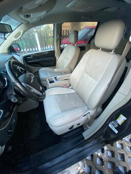 Town country 3.6 - 3