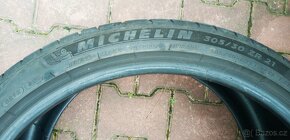 Pneu Michelin Pilot Sport 4 S 305/30/21 2 ks - 3