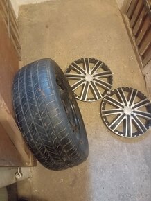 Rezerva na auto kompletní + 2 poklice - 3