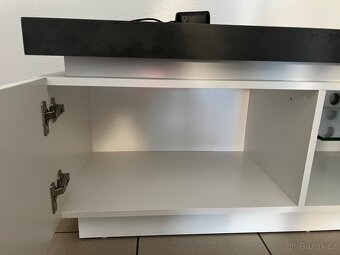 TV stolek - 3