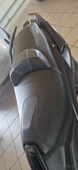Kymco AK550 - 3