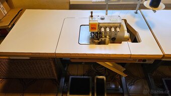 Siruba šicí stroj Overlock 747 KD - 3