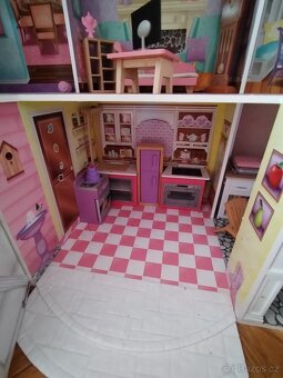 Velky dum pro barbie/panenky+vybava a panenky - 3