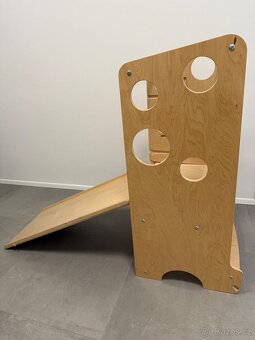 Učící věž Leea - 3