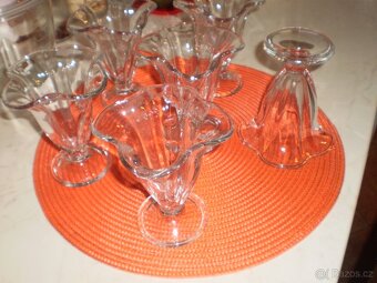 sklo -  sklenice - na zmrzlinové poháry ++nové++ 6ks - 3