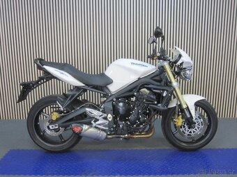 Triumph Street Triple 675 - 3