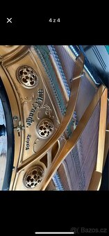 Klavír/křídlo A. H. Francke - 3