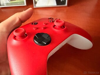 Xbox Wireless Controller - červený - 3
