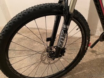 Horské kolo SPECIALIZED - 3