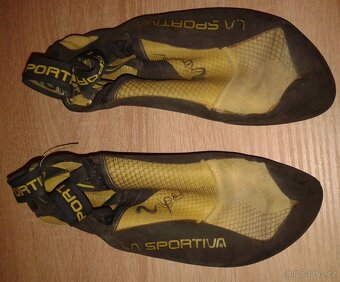 Helma PETZL a lezečky LA SPORTIVA - 3