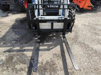 Paletizační vidle na smykový nakladač - 3